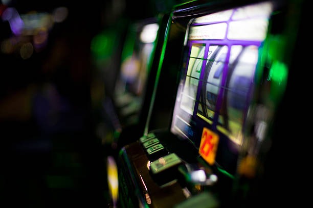 sekawanbet live casino table with live dealer and betting interface on mobile