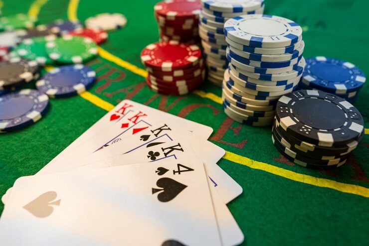 Live Speed Baccarat dealer at sekawanbet table with cards and shoe